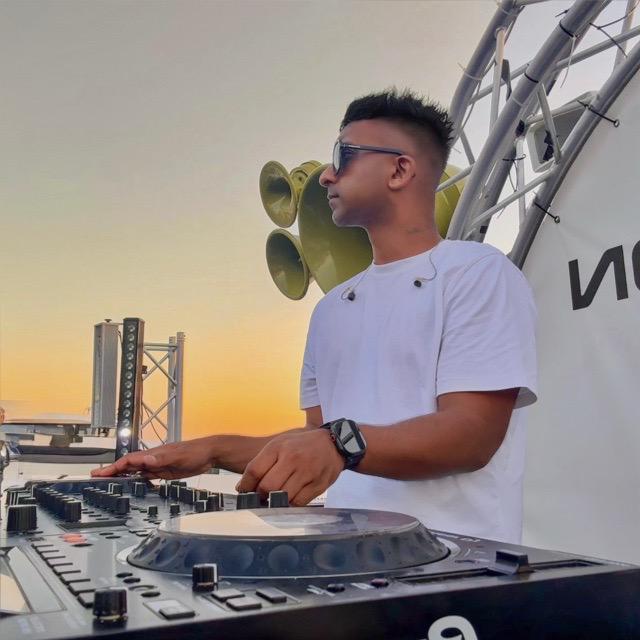 DJ JAI performing